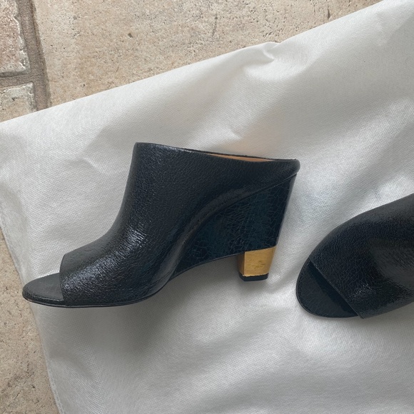 Signature by Vince Camuto Peep-Toe Leather Mules - Picture 8 of 9